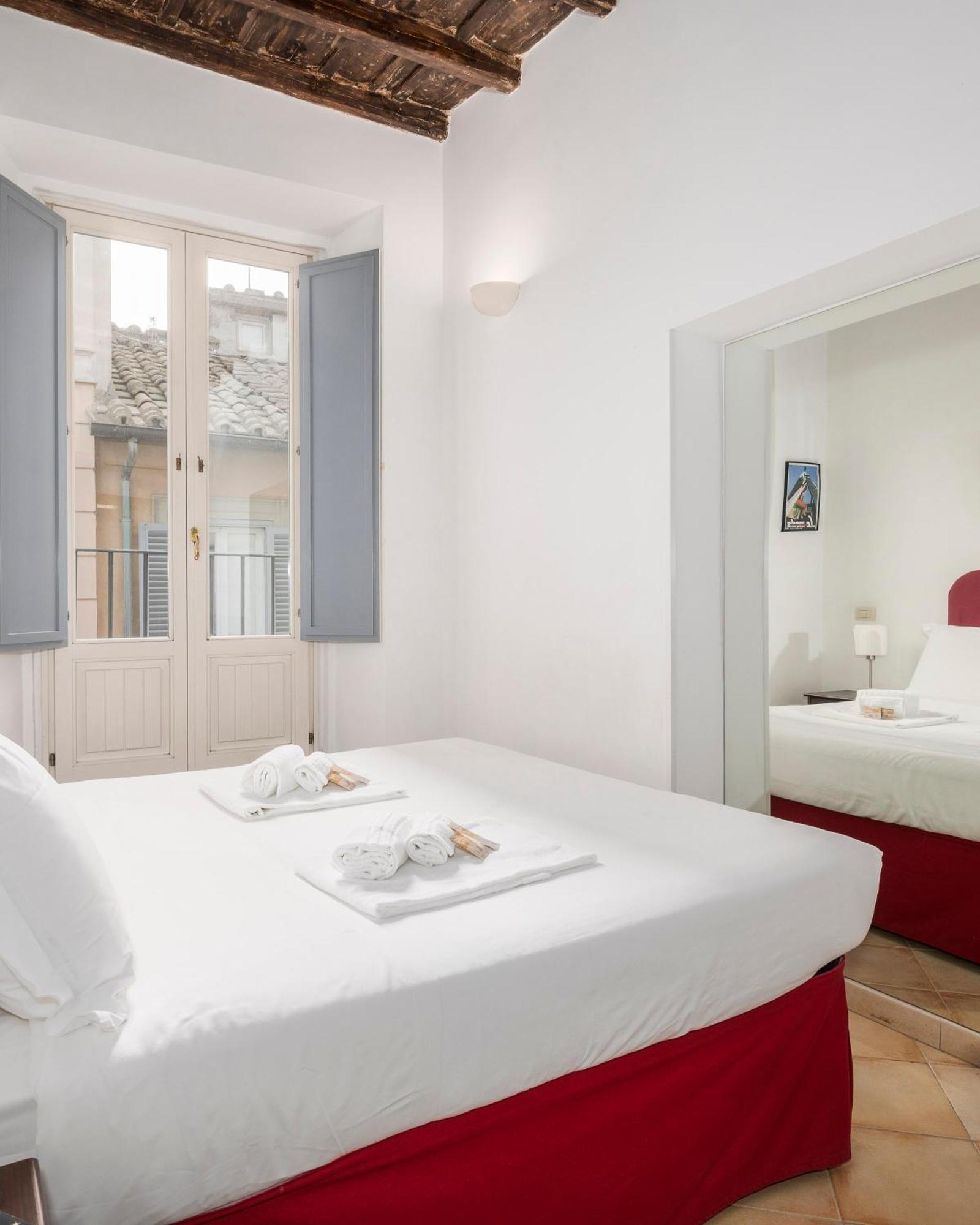 רומא Suites Campo De' Fiori - Zen18-19-20 מראה חיצוני תמונה